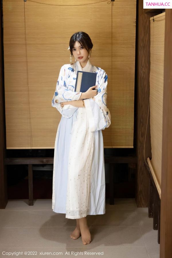 綺裡嘉 绮里嘉 [XiuRen]高清写真图 2022.09.09 No.5569 绮里嘉ula第2张图片